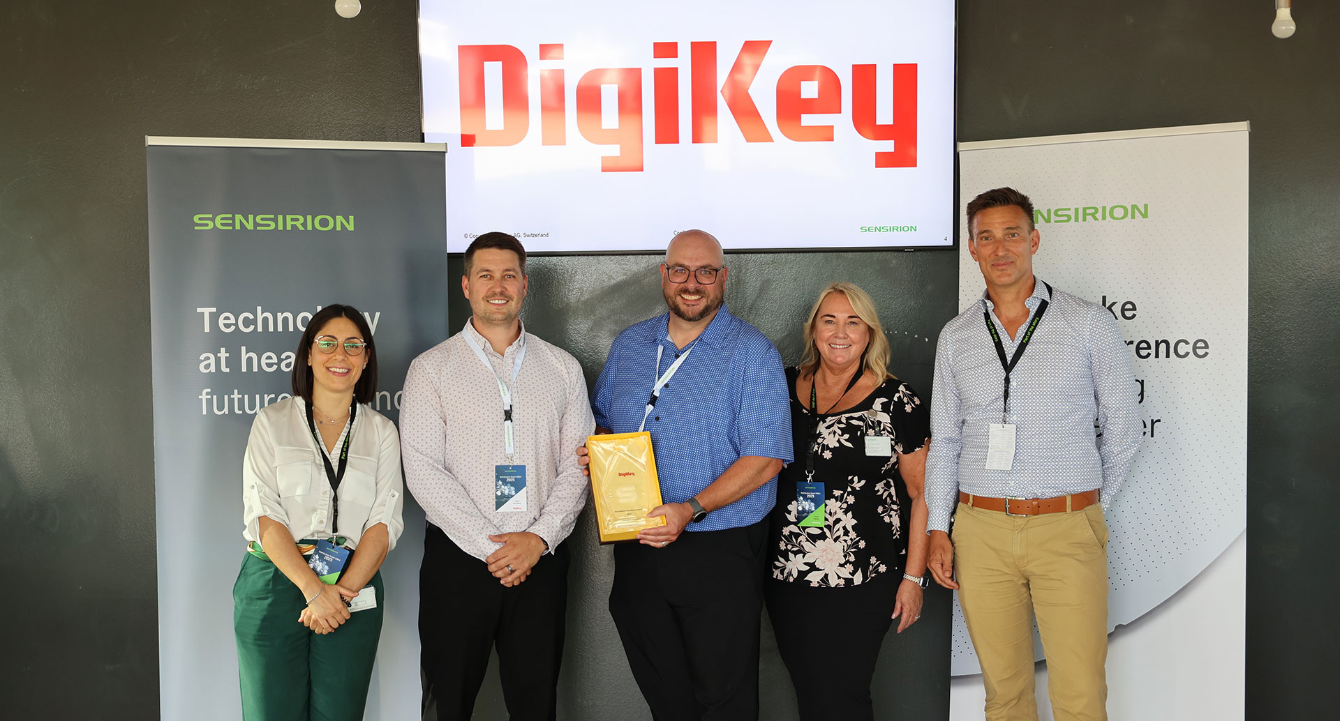 DigiKey receives Sensirion distribution excellence award