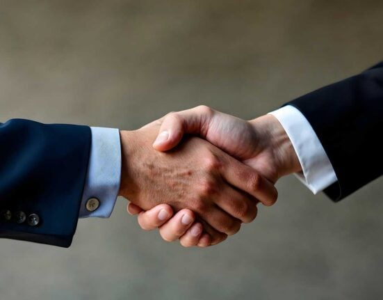 Mouser, L-Com seal global distribution pact