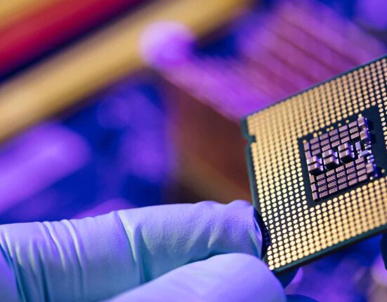 Siemens, GlobalFoundries to deploy AI-driven manufacturing