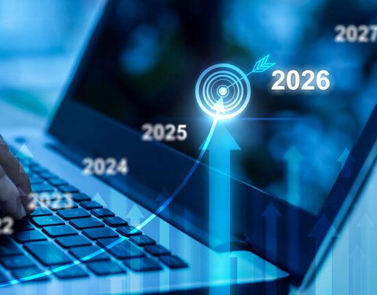 Smith navigates market turbulence to deliver landmark year